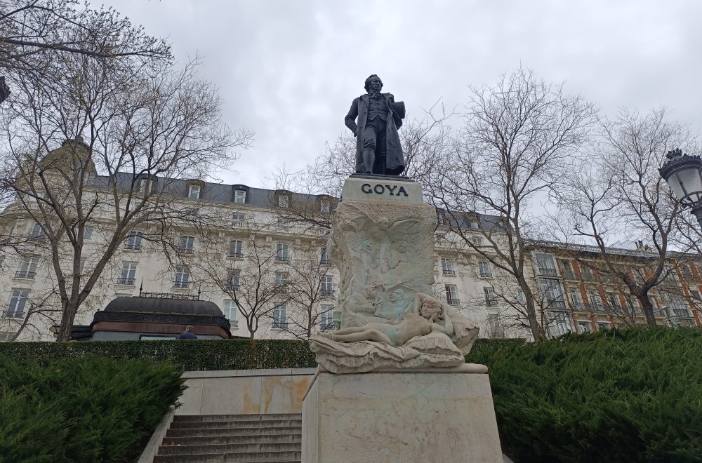 goya statue outside el prado (1)