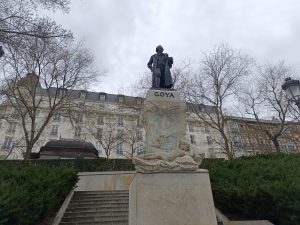 goya statue outside el prado (1)