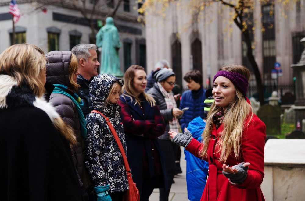 Tour guide on Lower Manhattan Walking Tour