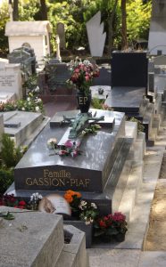 paris tomb